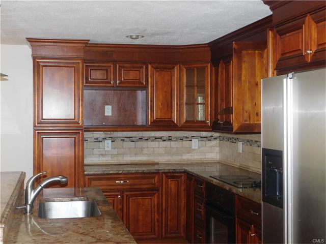1867 Chopsey Hill Road, Bridgeport, CT 06606