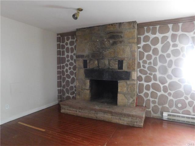 1867 Chopsey Hill Road, Bridgeport, CT 06606