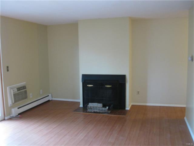 20 Ameridge Drive, Bridgeport, CT 06606