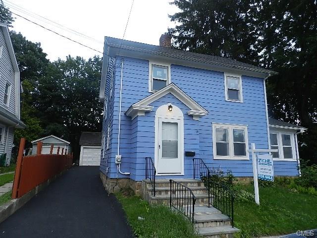 55 Stoehrs Place, Bridgeport, CT 06606