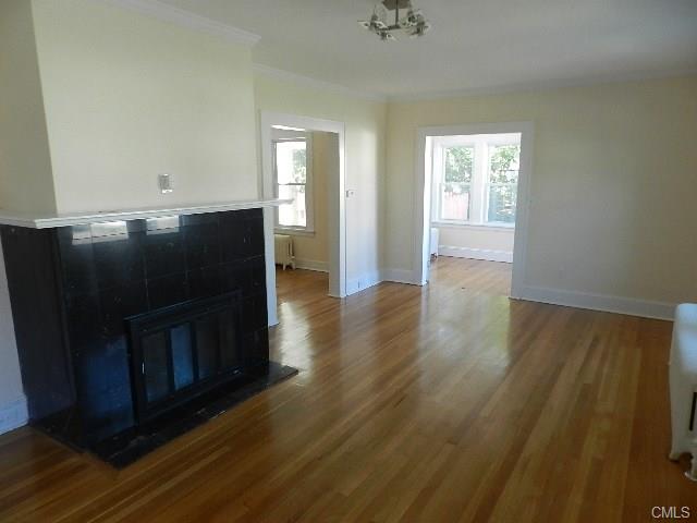 55 Stoehrs Place, Bridgeport, CT 06606