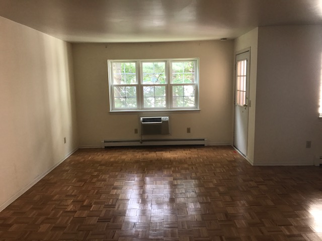 2955 Madison Ave Unit 35Bridgeport, CT, 06606Fairfield County