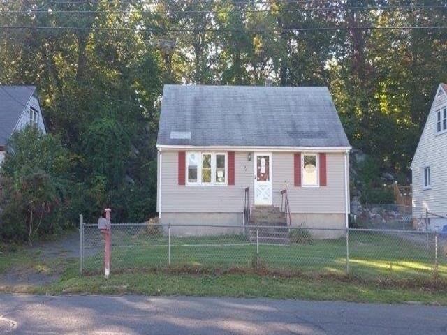20 Sunshine CirBridgeport, CT, 06606Fairfield County