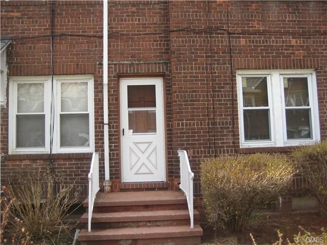 85 Alanson Road, Bridgeport, CT 06607