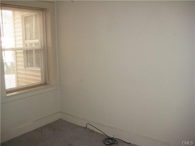 85 Alanson Road, Bridgeport, CT 06607