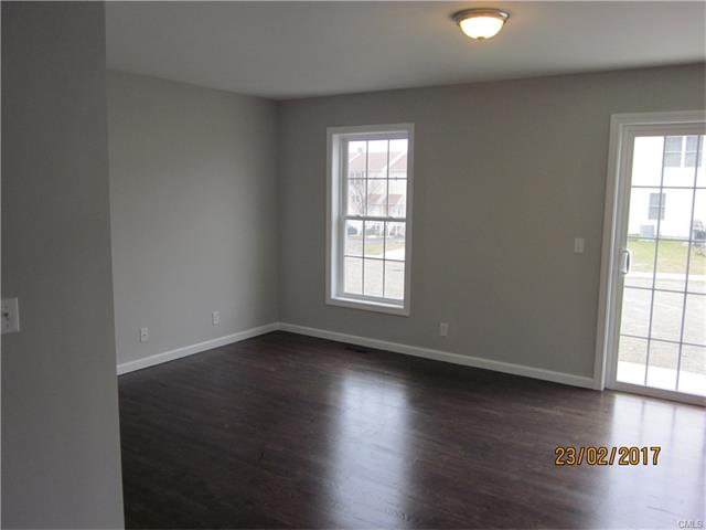 830 Seaview Avenue, Bridgeport, CT 06607