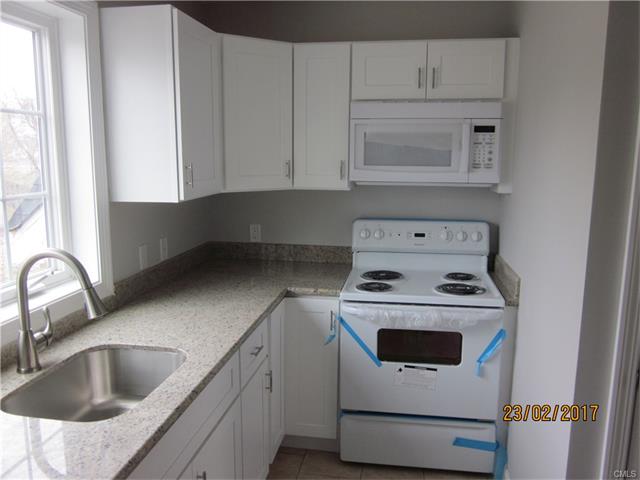 830 Seaview Avenue, Bridgeport, CT 06607