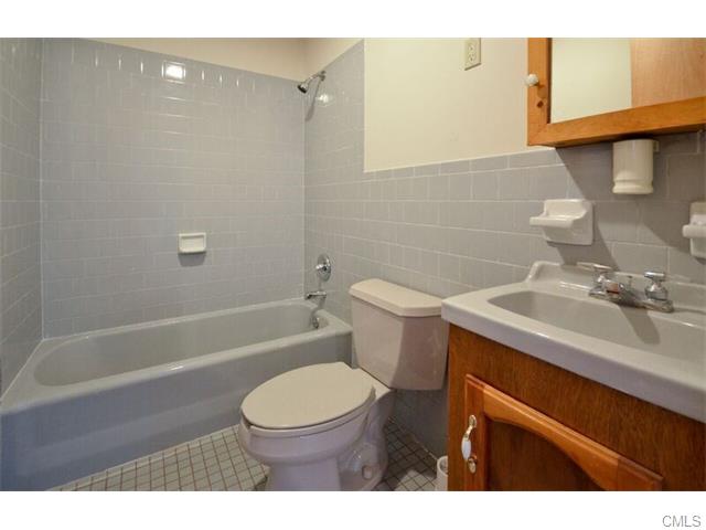 1141 Kossuth Street, Bridgeport, CT 06608
