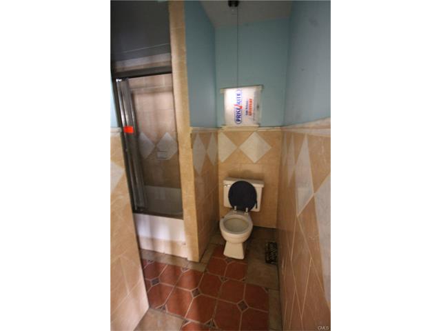 37 Autumn Street, Bridgeport, CT 06608