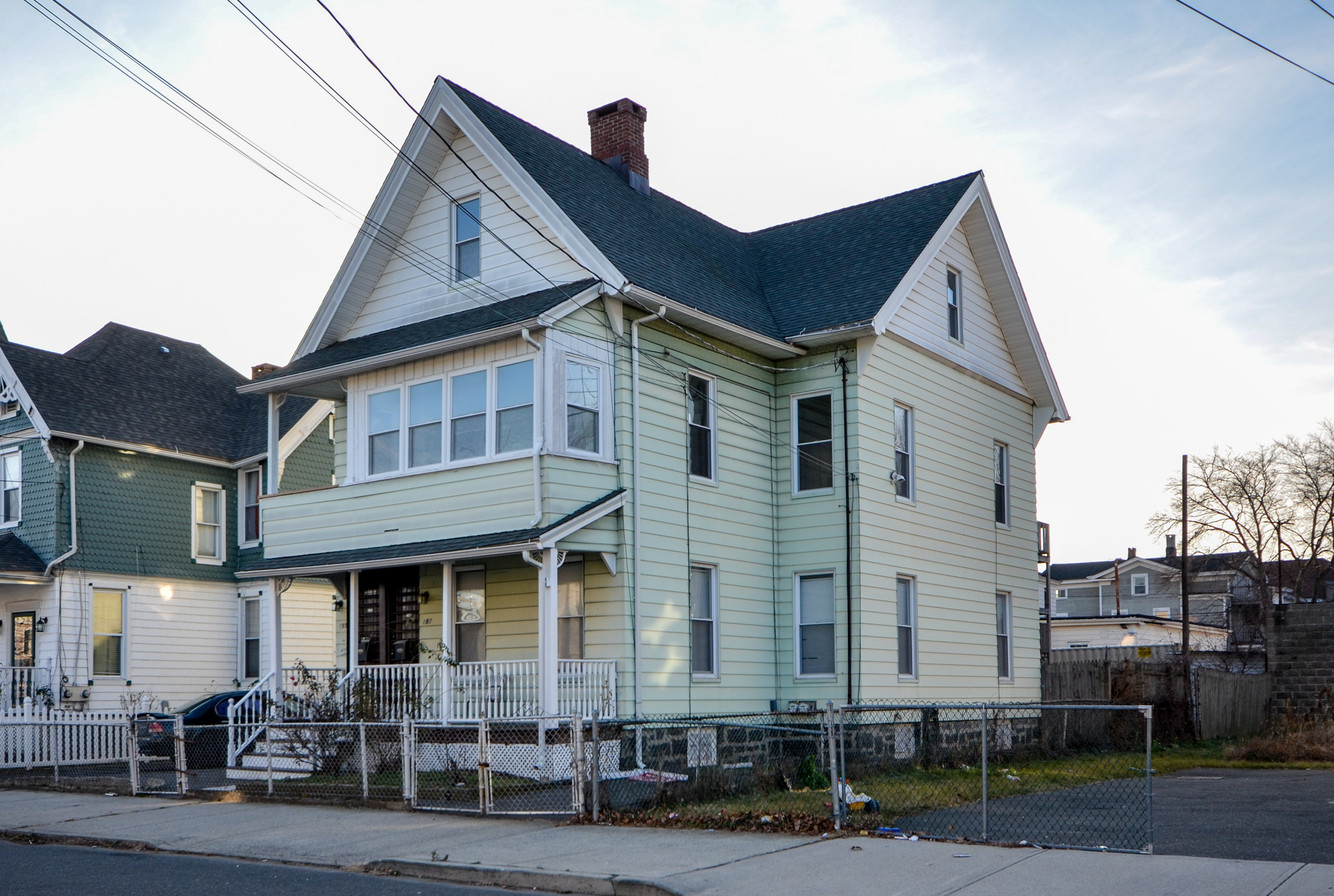 195 Beach Street, Bridgeport, CT 06608