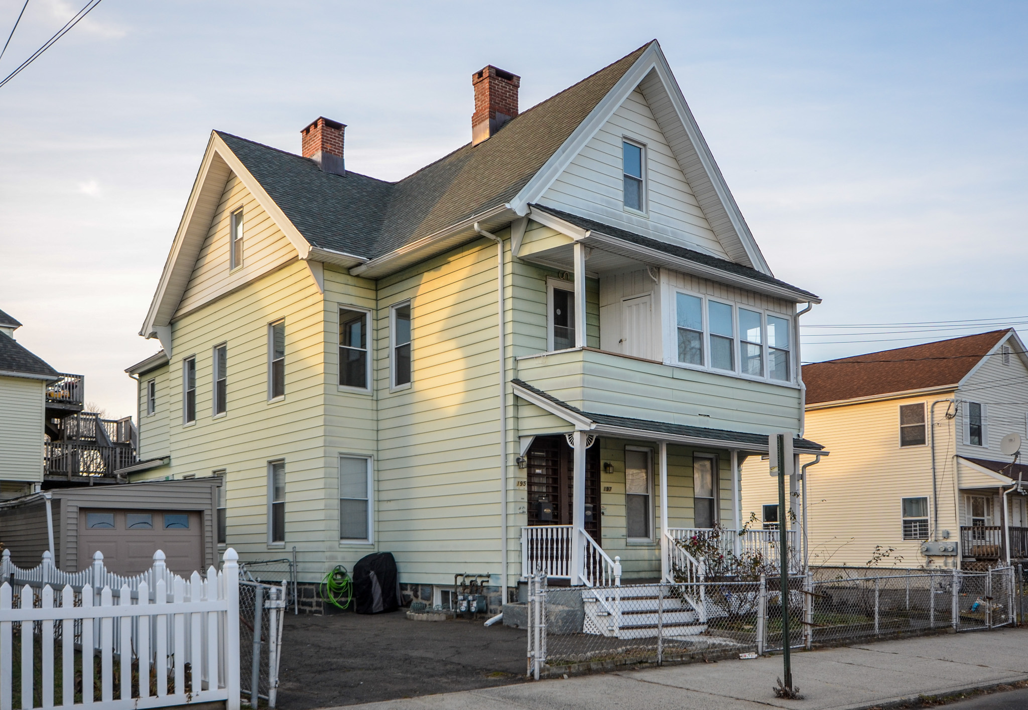 195 Beach Street, Bridgeport, CT 06608