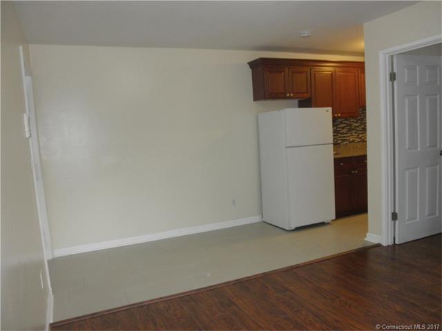 76 Palisade Ave, Bridgeport, CT 06610
