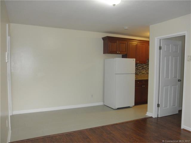 76 Palisade Ave, Bridgeport, CT 06610