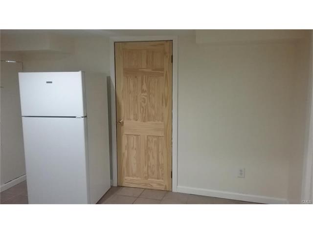 50 Hickory Street, Bridgeport, CT 06610