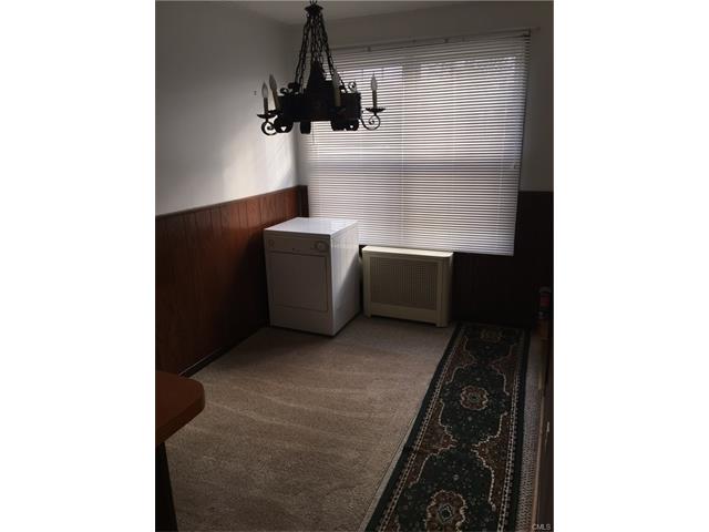 30 Mencel Circle, Bridgeport, CT 06610