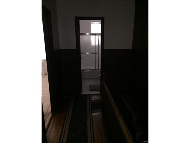 30 Mencel Circle, Bridgeport, CT 06610