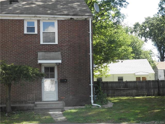 135 Priscilla St, Bridgeport, CT 06610