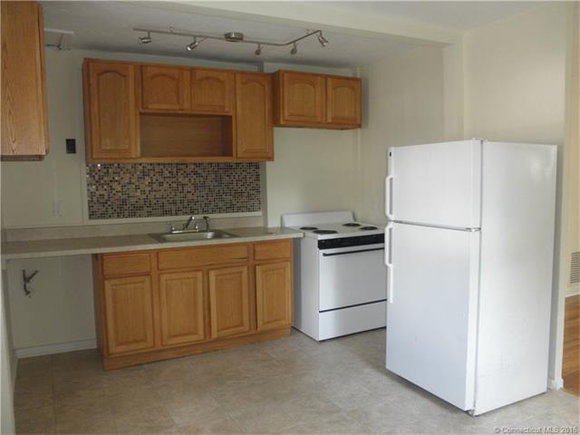 135 Priscilla St, Bridgeport, CT 06610