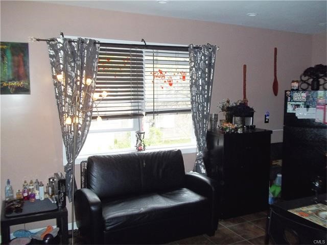 397 Granfield Avenue, Bridgeport, CT 06610