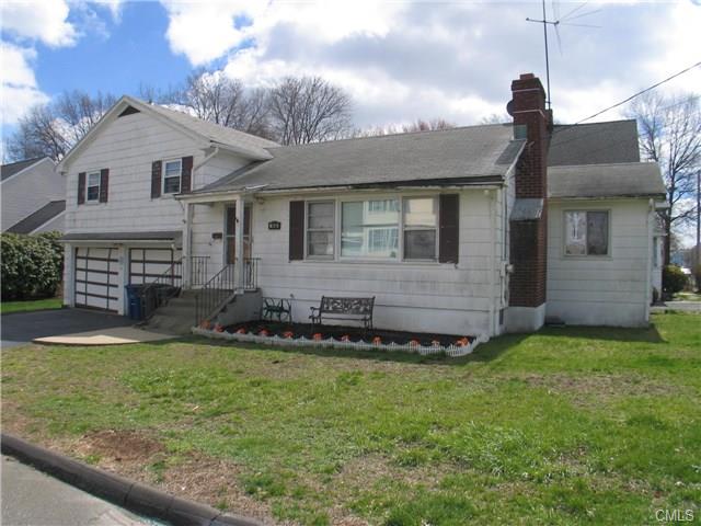 10 Saint Andrews Street, Bridgeport, CT 06610