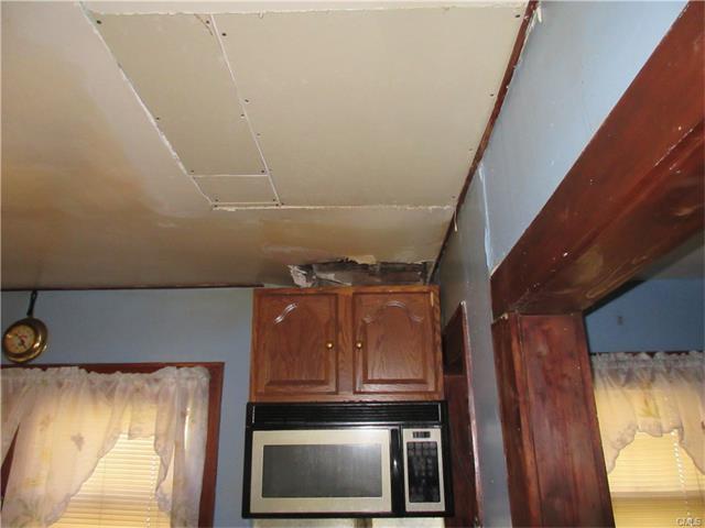 270 Ridgefield Avenue, Bridgeport, CT 06610