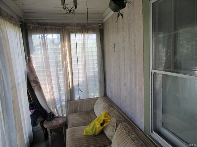 270 Ridgefield Avenue, Bridgeport, CT 06610