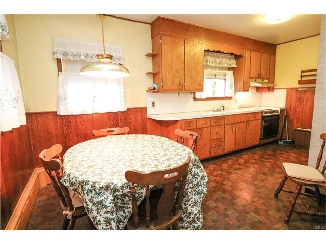 609 Bishop Avenue, Bridgeport, CT 06610