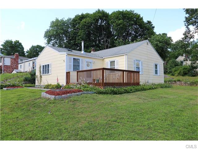 65 Evers Street, Bridgeport, CT 06610