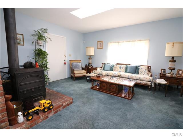 65 Evers Street, Bridgeport, CT 06610