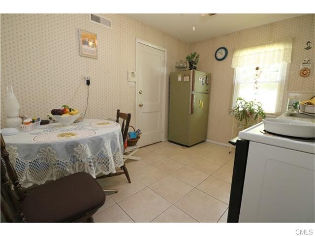 65 Evers Street, Bridgeport, CT 06610