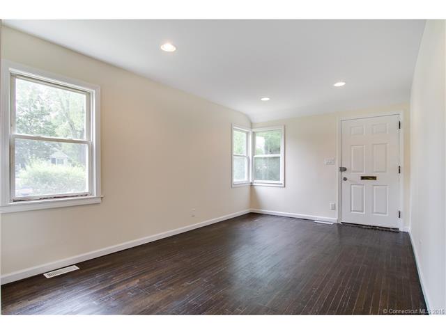 181 Wessels Ave, Bridgeport, CT 06610
