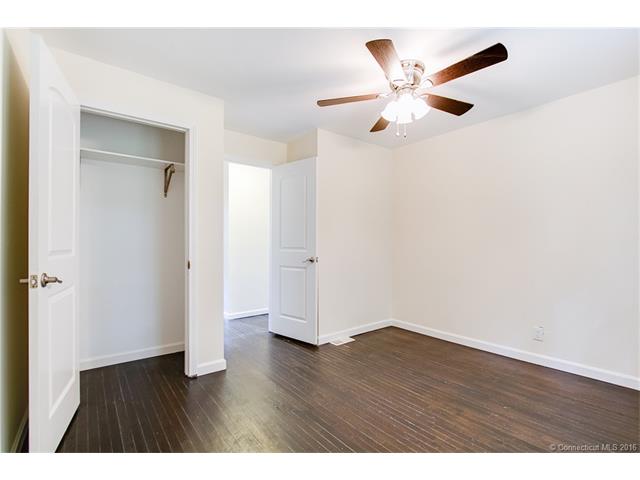 181 Wessels Ave, Bridgeport, CT 06610