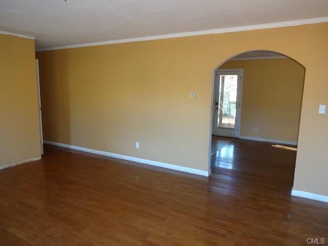 87 Toni Place, Bridgeport, CT 06610