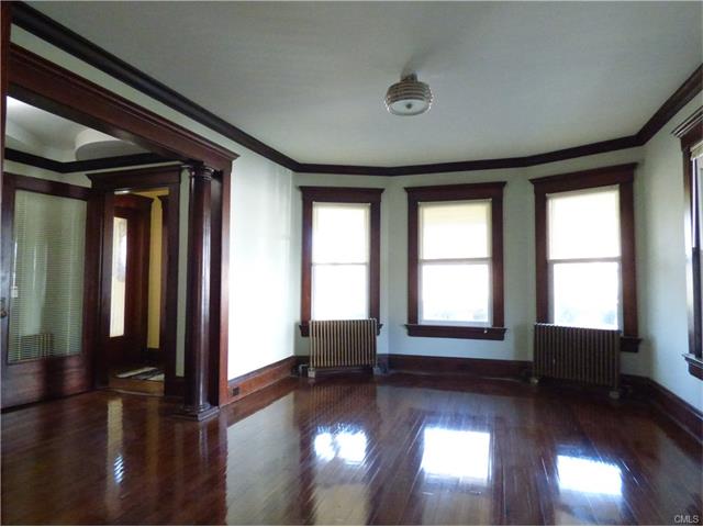 78 Crown Street, Bridgeport, CT 06610