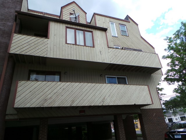 183 Livingston Place Unit 13Bridgeport, CT, 06610Fairfield County