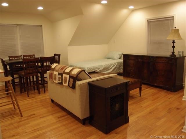 14Ascolese Rd, Trumbull, CT 06611