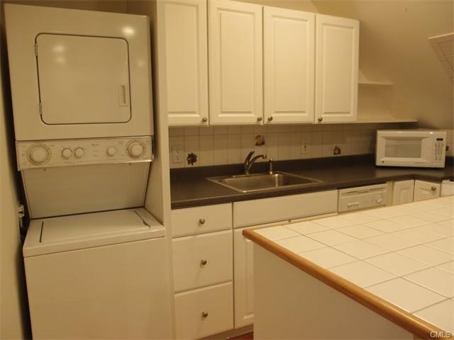 14 Ascolese Road, Trumbull, CT 06611