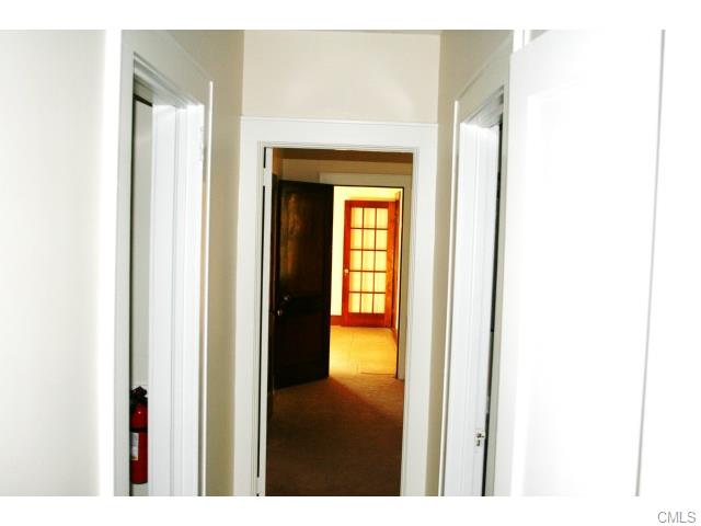 5068 Main Street, Trumbull, CT 06611