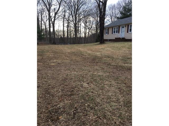 145 Broadway Road, Trumbull, CT 06611