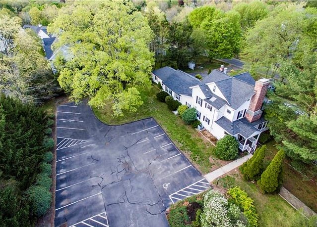 572 White Plains Road, Town Of Trumbull, CT 06611