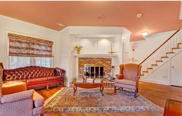 572 White Plains Road, Town Of Trumbull, CT 06611