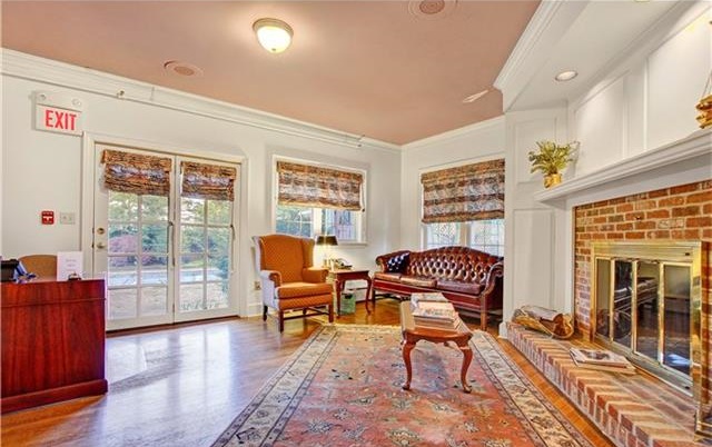 572 White Plains Road, Town Of Trumbull, CT 06611