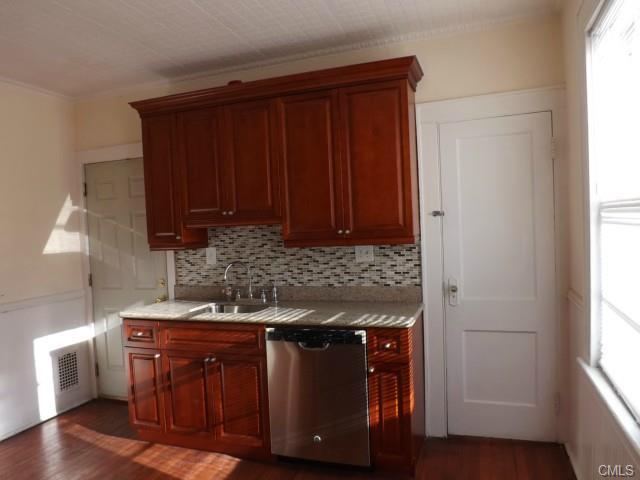 3800 Main Street, Stratford, CT 06614