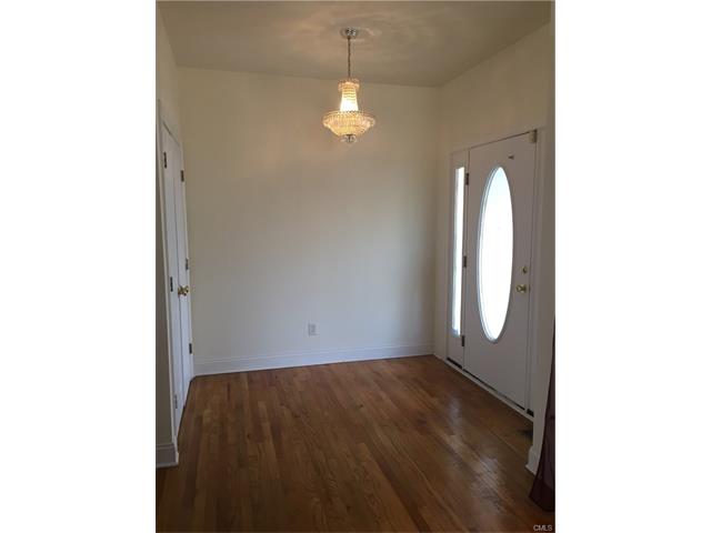 450 River Road, Stratford, CT 06614