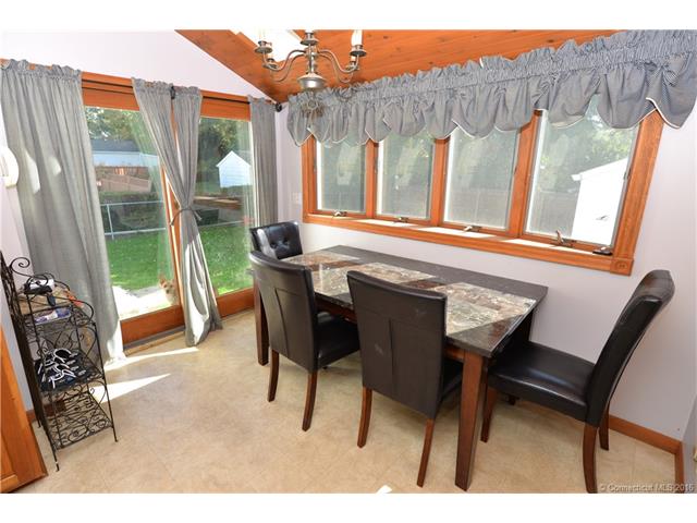 185 Kenwood Ave, Stratford, CT 06614