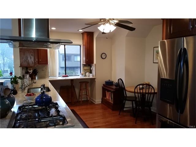 572 North Trail, Stratford, CT 06614