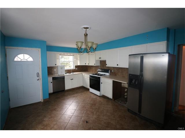 253 Henry Avenue, Stratford, CT 06614