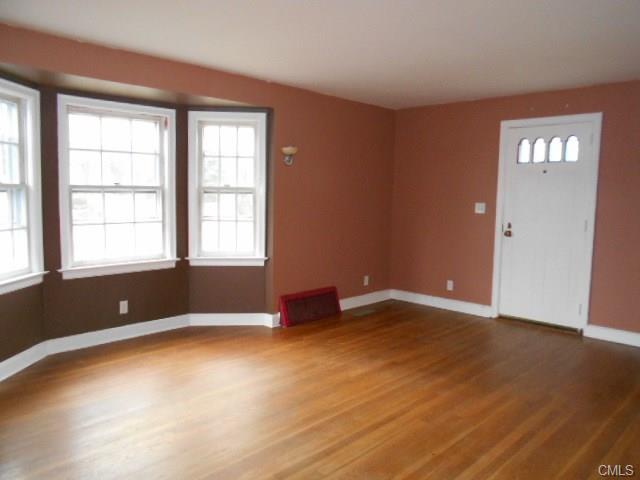 135 Elizabeth Terrace, Stratford, CT 06614