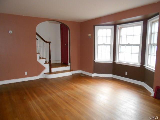 135 Elizabeth Terrace, Stratford, CT 06614