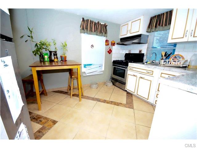 15 Harding Avenue, Stratford, CT 06615